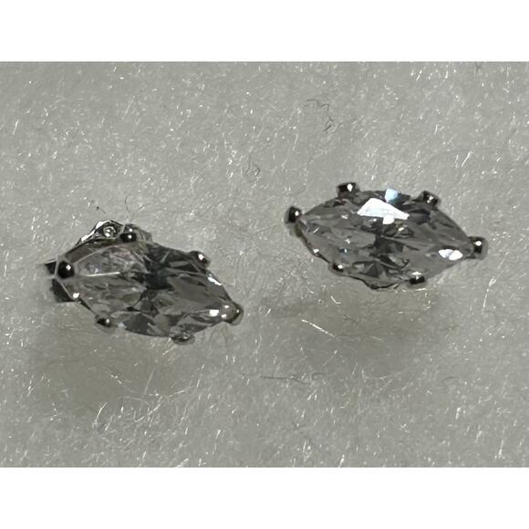 Cute Silver Tone Marquis Cut Cubic Zirconia Post Earrings - Picture 1 of 2